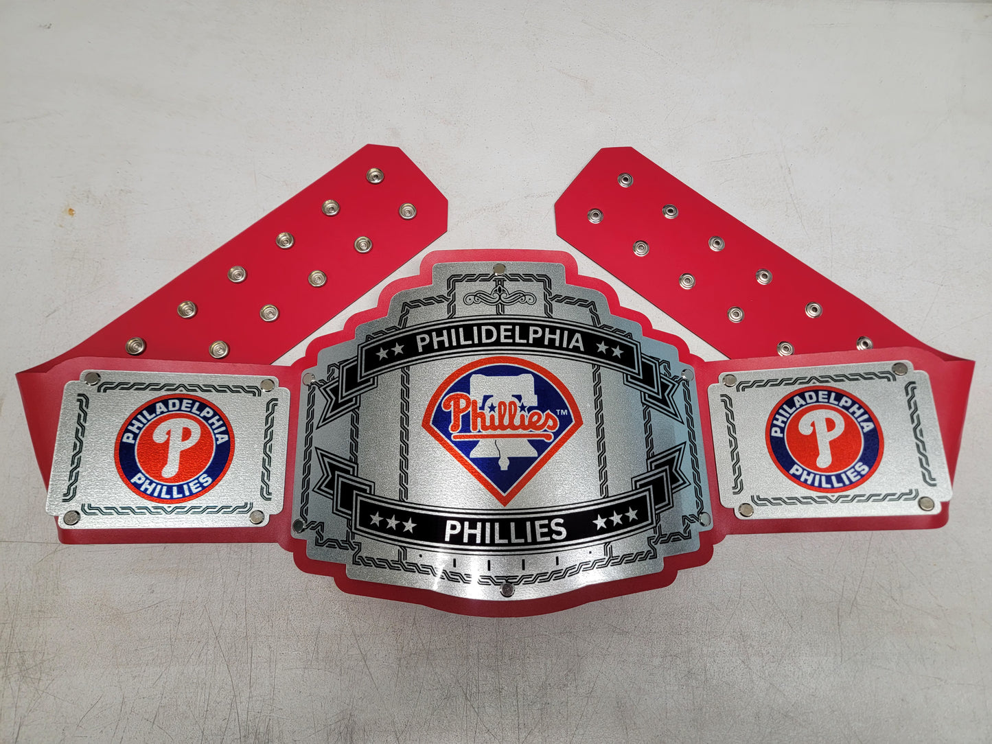 Philidelphia Phillies - Bomber Series - Silver