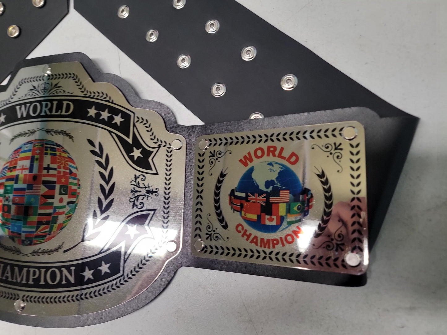 World Champion Championship Belt - Commander Series